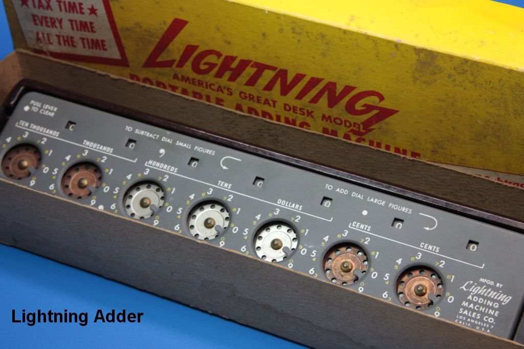 Figure 13 — A late subtracting Lightning in its yellow box (Rechnerlexikon's "Lightning III", dated about 1957).